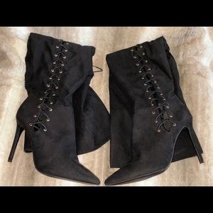 Rouge Knee High Heeled Boots
